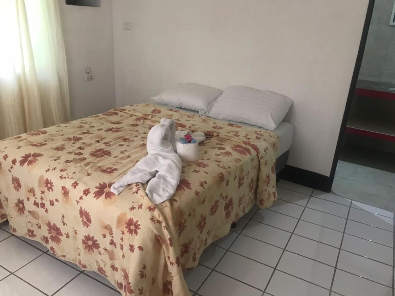 מלון מנואל אנטוניו Cabinas Cafe Del Mar מראה חיצוני תמונה
